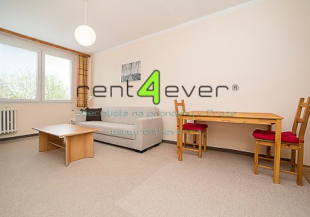 Pronájem bytu, Stodůlky, Klukovická, byt 2+kk, 48 m2, po rekonstrukci, sklep, vybavený nábytkem, Rent4Ever.cz