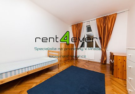 Pronájem bytu, Holešovice, Kamenická, 3+1, 90 m2, cihla, balkon, 2x komora, výtah, zařízený, Rent4Ever.cz