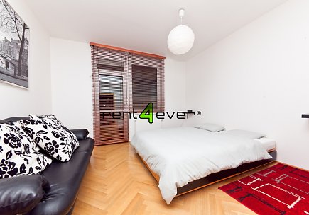 Pronájem bytu, Hlubočepy, Štěpařská, byt  2+kk, 65 m2 s terasou 35 m2, garáž, částečně zařízený, Rent4Ever.cz