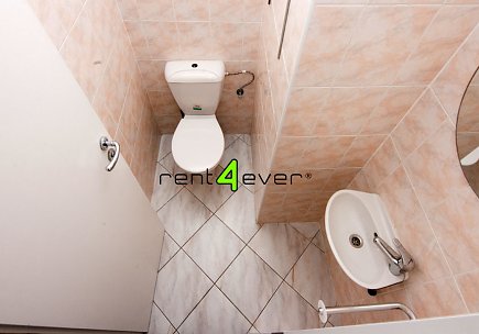 Pronájem bytu, Metro A Petřiny, ul. Křenova, 2+kk, 42 m2, balkon, garáž, sklep, komora, výtah, Rent4Ever.cz