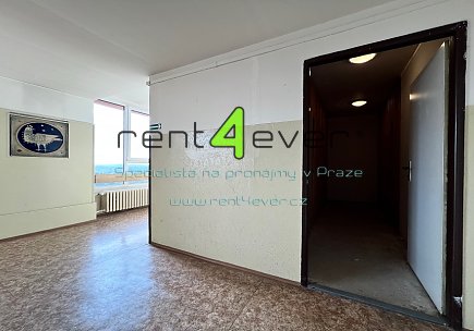 Pronájem bytu, Bohnice, Hlivická, 3+kk, 62 m2, sklep, komora, výtah, částečně zařízený, Rent4Ever.cz