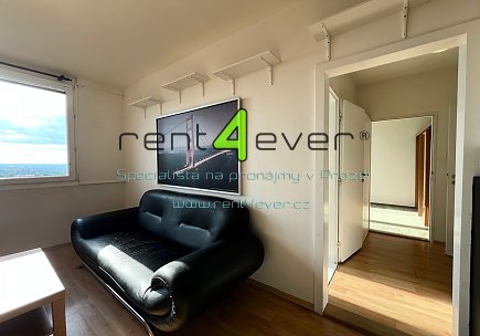 Pronájem bytu, Bohnice, Hlivická, 3+kk, 62 m2, sklep, komora, výtah, částečně zařízený, Rent4Ever.cz