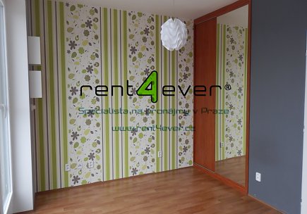 Pronájem bytu, Kbely, Pod Nouzovem, byt 1+kk, 40 m2, novostavba, terasa, komora, částečně vybavený, Rent4Ever.cz