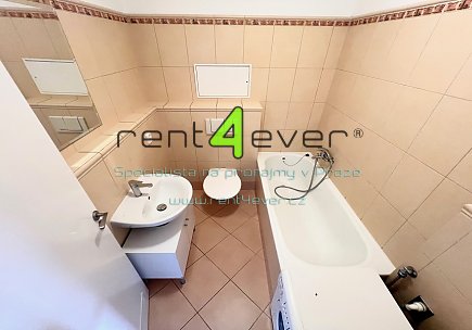 Pronájem bytu, Kbely, Pod Nouzovem, byt 1+kk, 28 m2, novostavba, terasa, komora, částečně vybavený, Rent4Ever.cz