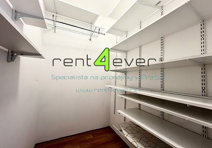 Pronájem bytu, Kbely, Pod Nouzovem, byt 1+kk, 28 m2, novostavba, terasa, komora, částečně vybavený, Rent4Ever.cz