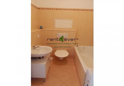 Pronájem bytu, Kbely, Pod Nouzovem, byt 1+kk, 40 m2, novostavba, terasa, komora, částečně vybavený, Rent4Ever.cz