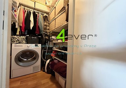 Pronájem bytu, Kbely, Pod Nouzovem, byt 1+kk, 28 m2, novostavba, terasa, komora, částečně vybavený, Rent4Ever.cz