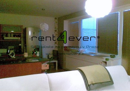 Pronájem bytu, Kbely, Pod Nouzovem, byt 1+kk, 40 m2, novostavba, terasa, komora, částečně vybavený, Rent4Ever.cz