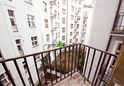 Pronájem bytu, Metro A Staroměstská, Maiselova, 2+1, 85 m2, cihla, po rekonstrukci, balkon, sklep, Rent4Ever.cz