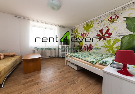 Pronájem bytu, Řeporyje, K Třebonicům, byt 1+1 v RD, 50 m2, komora, samostatný vchod, zařízený, Rent4Ever.cz