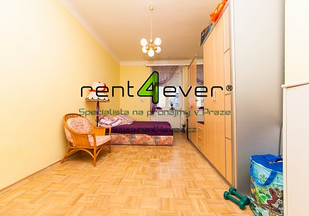 Pronájem bytu, Vinohrady, Hradecká, byt 2+kk, 45 m2, balkon, sklep, komora, výtah, vybavený, Rent4Ever.cz