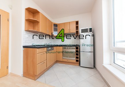 Pronájem bytu, Suchdol, Holubí, 1+kk, 35 m2, novostavba, cihla, balkon, garáž, nezařízený, Rent4Ever.cz