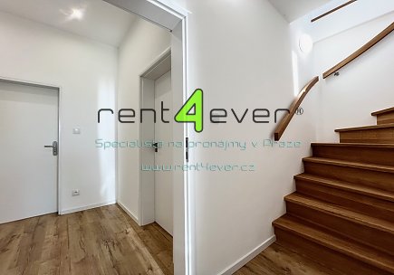 Pronájem bytu, Krč, Budějovická, mezonet 3+1, 98 m2, cihla, po rekonstrukci, částečně zařízený, Rent4Ever.cz