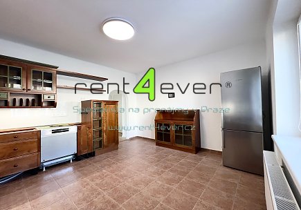 Pronájem bytu, Krč, Budějovická, mezonet 3+1, 98 m2, cihla, po rekonstrukci, částečně zařízený, Rent4Ever.cz