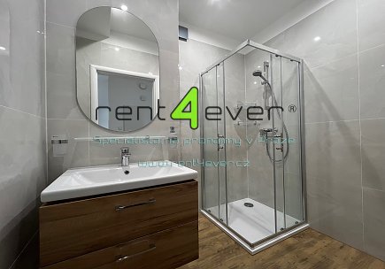 Pronájem bytu, Krč, Budějovická, mezonet 3+1, 98 m2, cihla, po rekonstrukci, částečně zařízený, Rent4Ever.cz