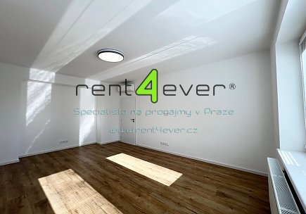 Pronájem bytu, Krč, Budějovická, mezonet 3+1, 98 m2, cihla, po rekonstrukci, částečně zařízený, Rent4Ever.cz