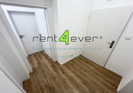 Pronájem bytu, Krč, Budějovická, mezonet 3+1, 98 m2, cihla, po rekonstrukci, částečně zařízený, Rent4Ever.cz