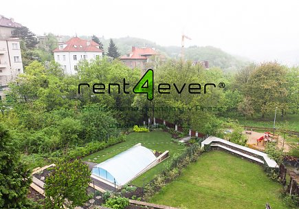 Pronájem bytu, Smíchov, Nad Popelkou, byt 2+1, 65 m2, cihla, lodžie, komora, částečně zařízený, Rent4Ever.cz