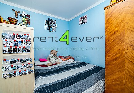 Pronájem bytu, Troja, Mazurská, byt 1+1, 31 m2, výtah, bezbariérový, zařízený nábytkem, Rent4Ever.cz