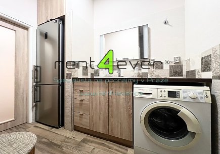 Pronájem bytu, Žižkov, Tachovské náměstí, byt 2+kk, 51 m2, po rekonstrukci, vybavený , Rent4Ever.cz