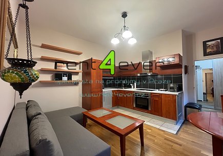 Pronájem bytu, Žižkov, Tachovské náměstí, byt 2+kk, 51 m2, po rekonstrukci, vybavený , Rent4Ever.cz