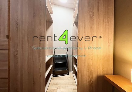 Pronájem bytu, Žižkov, Tachovské náměstí, byt 2+kk, 51 m2, po rekonstrukci, vybavený , Rent4Ever.cz