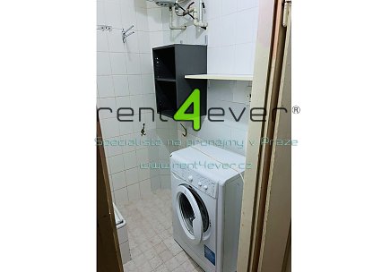 Pronájem bytu, Libeň, U Libeňského pivovaru, byt 1+1, 40 m2, cihla, částečně zařízený nábytkem, Rent4Ever.cz