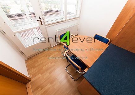 Pronájem bytu, Břevnov, Bělohorská, byt 1+1, 48 m2, cihla, terasa, komora, výtah, část. zařízený, Rent4Ever.cz