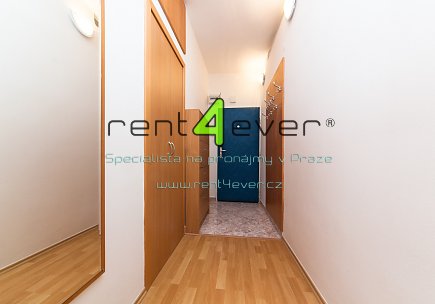 Pronájem bytu, Břevnov, Bělohorská, byt 1+1, 48 m2, cihla, terasa, komora, výtah, část. zařízený, Rent4Ever.cz