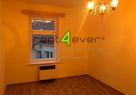 Pronájem bytu, Vysočany, Poděbradská, byt 1+1, 35 m2, po rekonstrukci, komora, nezařízený, Rent4Ever.cz