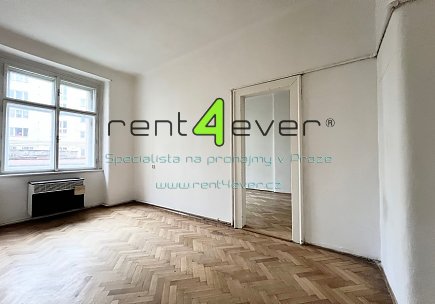 Pronájem bytu, Dejvice, Jugoslávských partyzánů, byt 4+kk, 80 m2, v původním stavu, nezařízený, Rent4Ever.cz