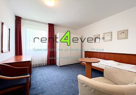 Pronájem bytu,  Braník, Ve studeném, byt 1+kk v RD, 25 m2, cihla, zařízený nábytkem, Rent4Ever.cz