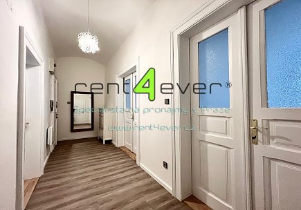 Pronájem bytu, Vysočany, Krátkého, byt 3+kk, 82 m2, po rekonstrukci, 2x balkon, komora, zařízený, Rent4Ever.cz