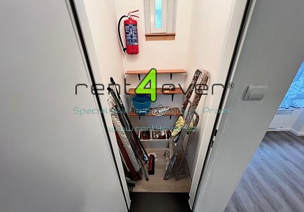 Pronájem bytu, Vysočany, Krátkého, byt 3+kk, 82 m2, po rekonstrukci, 2x balkon, komora, zařízený, Rent4Ever.cz