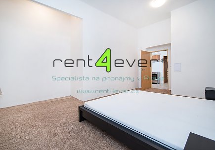 Pronájem bytu, Žižkov, Sudoměřská, byt 2+1, 70 m2, cihla, společný balkon a zahrada, vybavený , Rent4Ever.cz