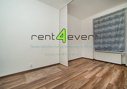 Pronájem bytu, Libeň, Vosmíkových, byt 1+1, 40 m2, cihla, komora, nezařízený nábytkem, Rent4Ever.cz