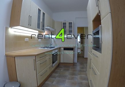 Pronájem bytu, Metro A Strašnická, Srbínská, byt 2+kk, 46 m2, po rekonstrukci, nevybavený, Rent4Ever.cz