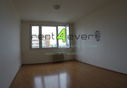 Pronájem bytu, Záběhlice, Jabloňová, byt 1+kk, 25 m2, nevybavený nábytkem, vestavěná skříň, Rent4Ever.cz