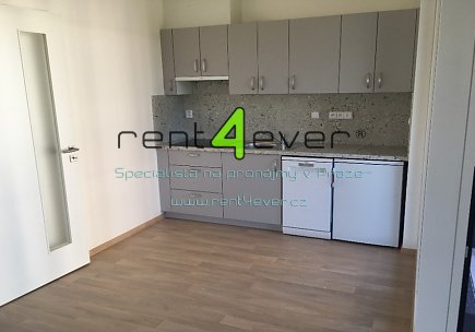 Pronájem bytu, Žižkov, Olgy Havlové, byt 1+kk, 37 m2, novostavba, balkon, garáž. stání, nezařízený, Rent4Ever.cz