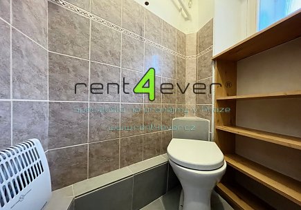 Pronájem bytu, Vršovice, Francouzská, byt 2+kk, 54 m2, po rekonstrukci, nezařízený nábytkem, Rent4Ever.cz