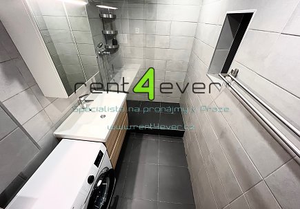 Pronájem bytu, Vršovice, Francouzská, byt 2+kk, 54 m2, po rekonstrukci, nezařízený nábytkem, Rent4Ever.cz