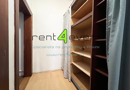 Pronájem bytu, Vršovice, Francouzská, byt 2+kk, 54 m2, po rekonstrukci, nezařízený nábytkem, Rent4Ever.cz