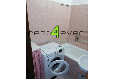 Pronájem bytu, Kbely, Katusická, byt 2+1, 54 m2, 2x balkon, komora, sklep, Rent4Ever.cz