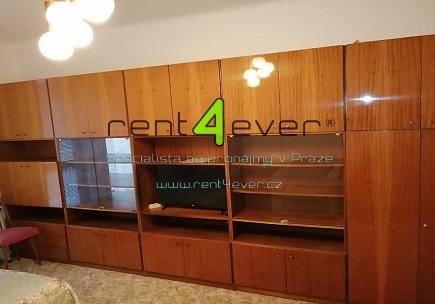 Pronájem bytu, Kbely, Katusická, byt 2+1, 54 m2, 2x balkon, komora, sklep, Rent4Ever.cz