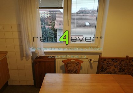 Pronájem bytu, Kbely, Katusická, byt 2+1, 54 m2, 2x balkon, komora, sklep, Rent4Ever.cz