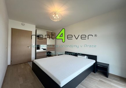 Pronájem bytu, Hodkovičky, V náklích, úplně nový byt 2+kk, v novostavbě Golf resort, balkon, sklep, Rent4Ever.cz