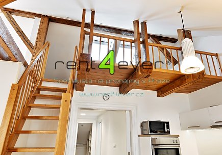 Pronájem bytu, Nové Město, Zlatnická, podkrovní 3+kk, 103.32 m2, cihla, po rekonstrukci, s komorou, Rent4Ever.cz