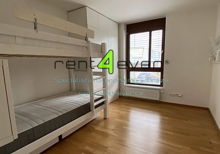 Pronájem bytu, Hodkovičky, Pod lysinami, 2+kk, 50 m2, v novostavbě, s předzahrádkou, část. zařízený, Rent4Ever.cz