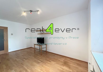 Pronájem bytu, Vysočany, Nepilova, ateliér 2+kk, 39 m2, novostavba - projekt Rubeška, Rent4Ever.cz