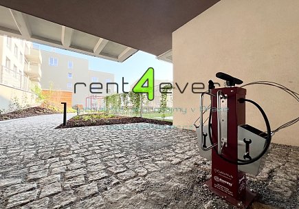 Pronájem bytu, Modřany, byt 3+kk, 73.5 m2 + balkon 7.7 m2 - projekt Modřanský cukrovar, Rent4Ever.cz